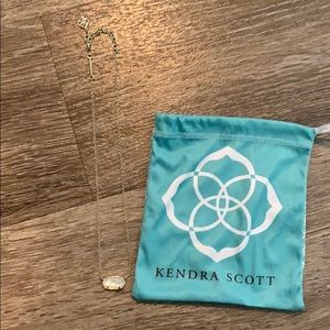 Elisa Gold Pendant Necklace